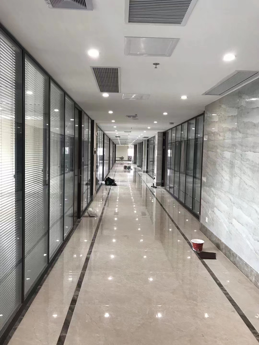 双玻百叶隔断
