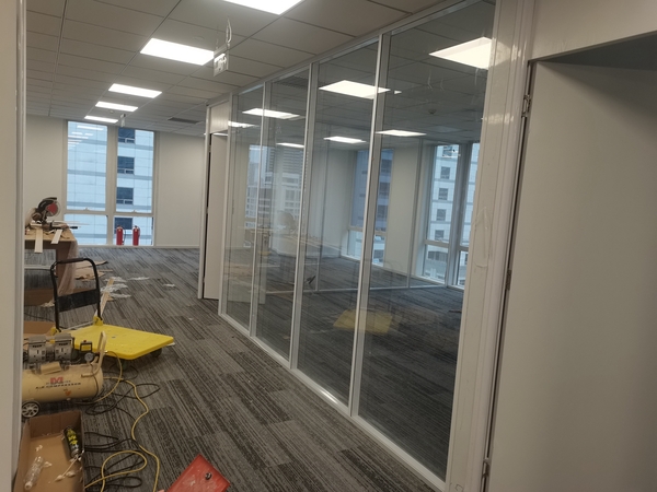 全景空间玻璃隔断