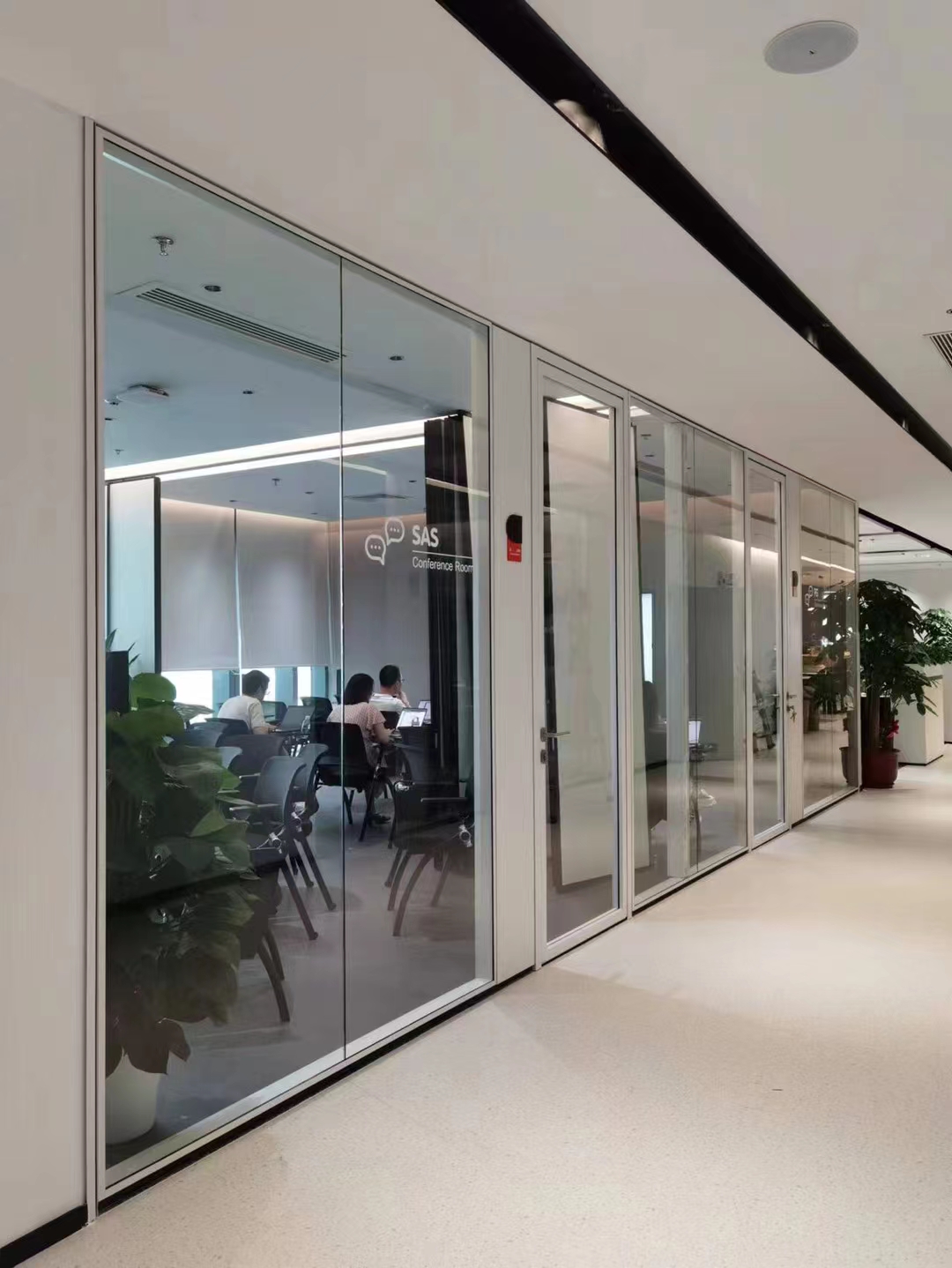 双玻全景玻璃隔断